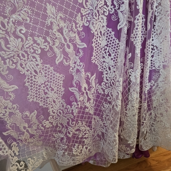 Stunning RACHEL ALLAN Purple and off white PROM Gown - Picture 9 of 12